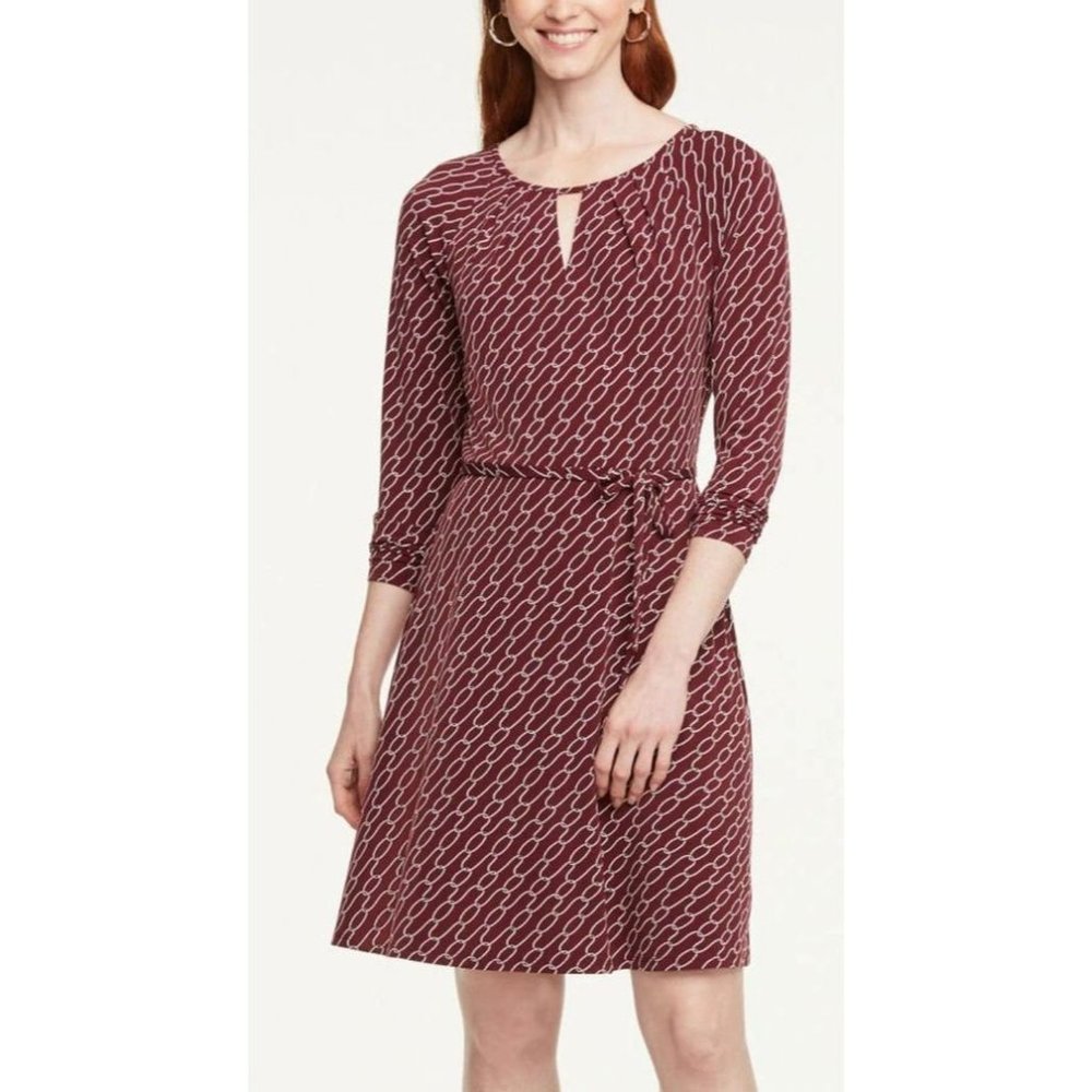 Ann Taylor Factory NWT Link Keyhole Flare Dress in Spring Burgundy size Small